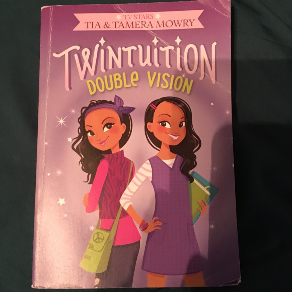 Twintuition Double vision 1st book by Tia and Tomera Mowry